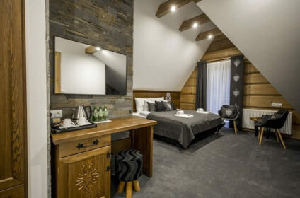 PENSJONAT ORLIK Z WIDOKIEM NA TATRY